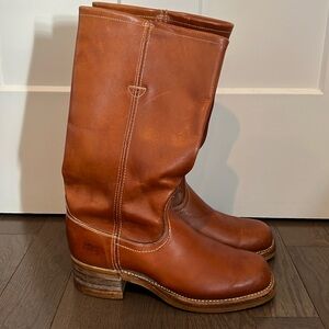 vintage 70s Levis Campus boots distressed brown leather 1970